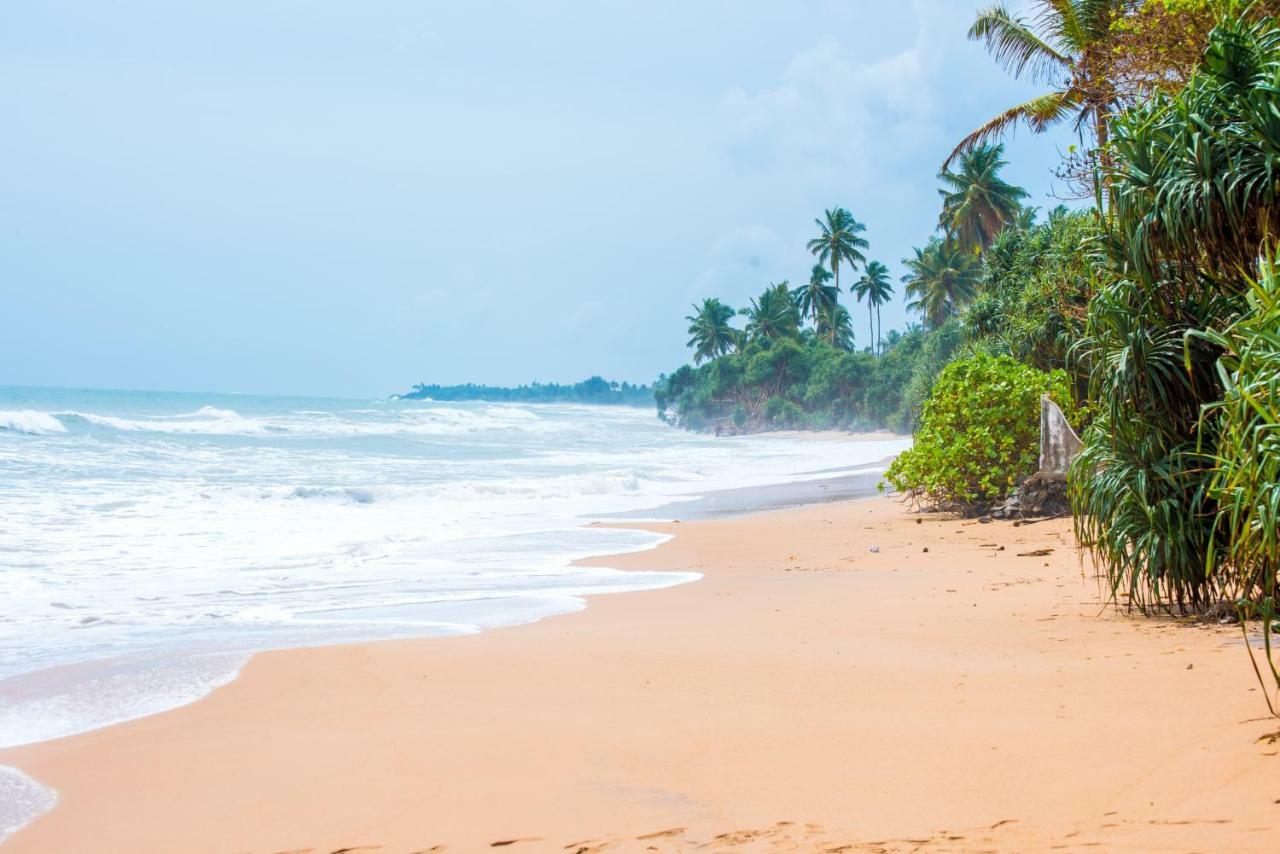 Leatherback Beach Villa Ahungalla Bagian luar foto