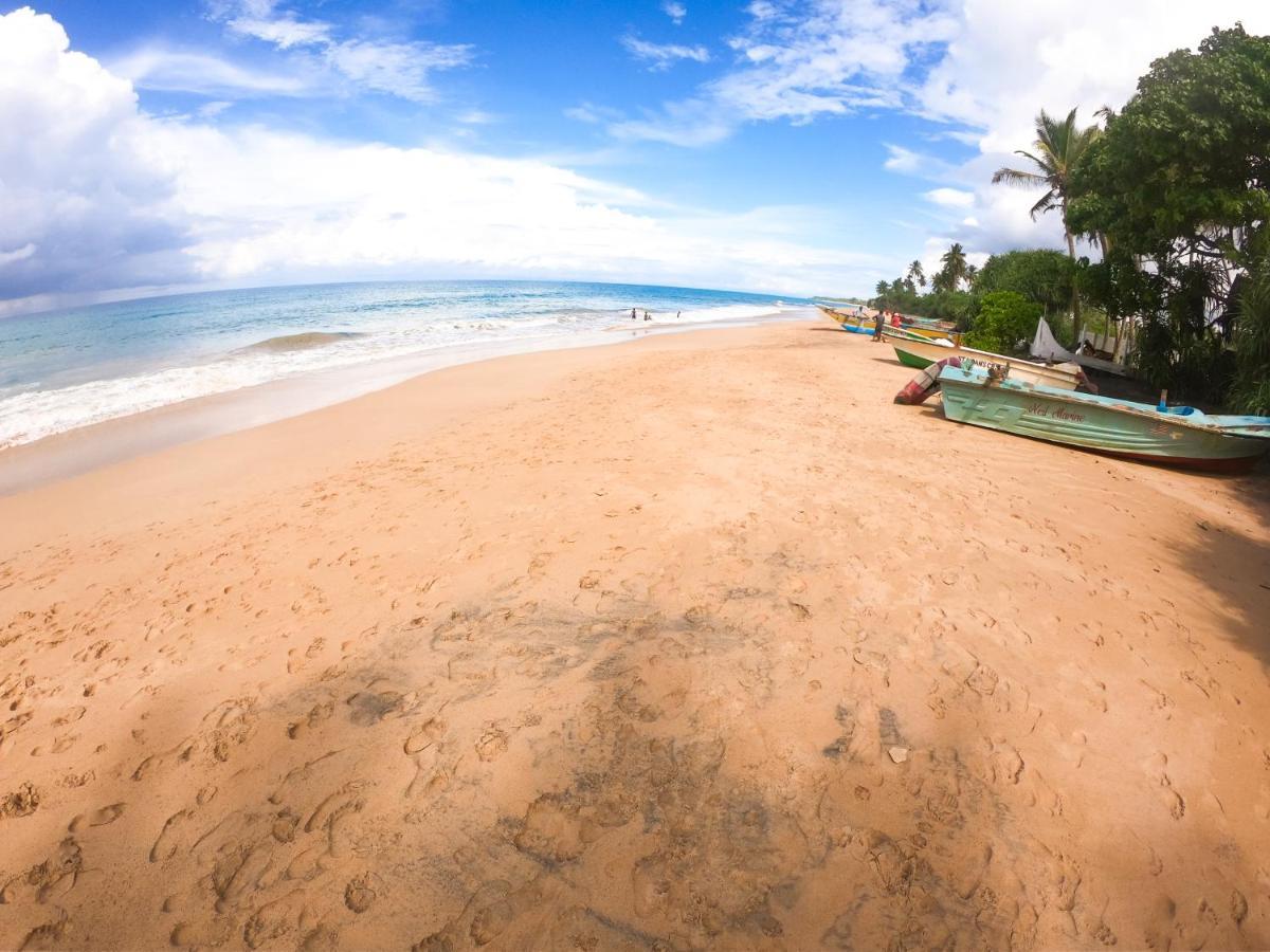 Leatherback Beach Villa Ahungalla Bagian luar foto